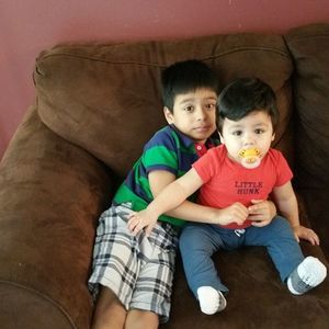 Meet your Posher, Gloria